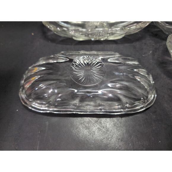 Anchor Hocking Clear Glass Celery Dish Set Of 4, Serving Dishes, Banana Bowls - Picture 3 of 10